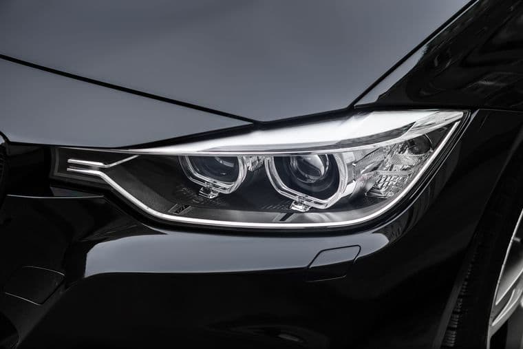 Car headlight detail
